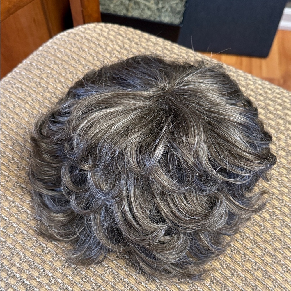 Halloween Women's Hair Wig 100% Acrylic Short Hair Full Peppered Mesh Lace Cap